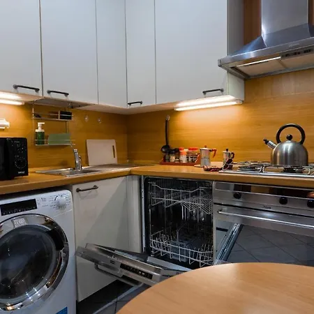 Navona Family House Apartment *