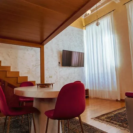 Navona Family House Apartment