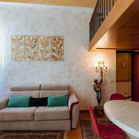 Navona Family House *